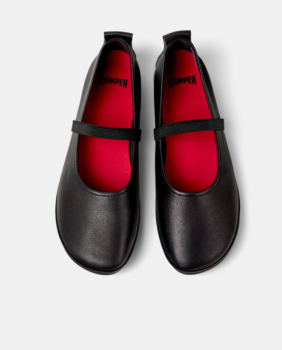 CAMPER Right Nina, black ballet flats for women at Tascón