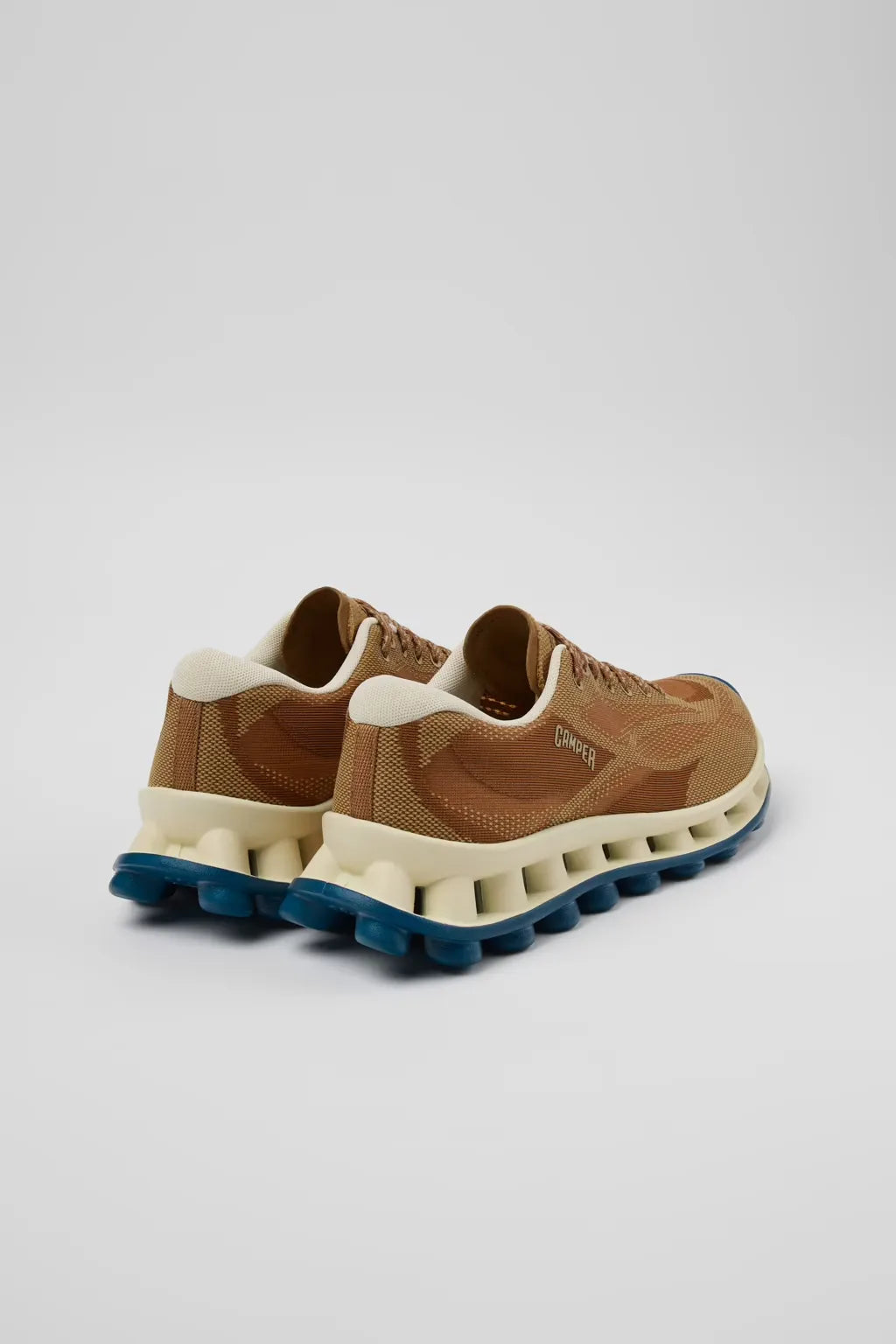 ZAPATOS CAMPER REFERENCIA K201922-007 IMAGEN TRASERA