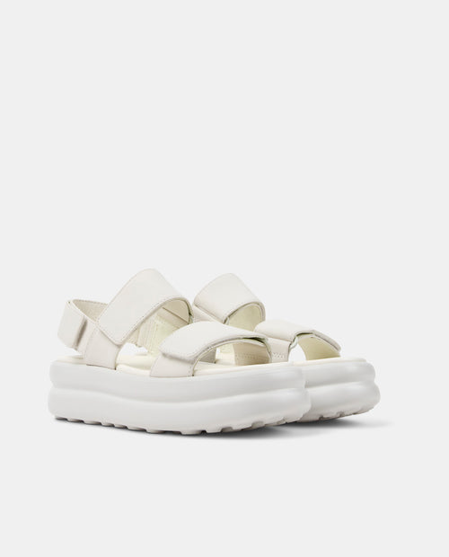 CAMPER Pelotas Flota Up، صنادل أبيض للنساء من Tascón