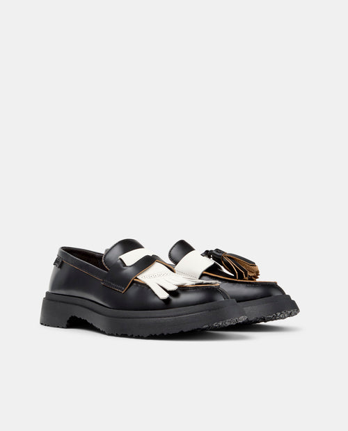 CAMPER Twins、Tascónのブラックレディースローファー