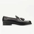 LOTTUSSE Mocasín Borlas Class PIEL Negro: черный лоферы для мужчин