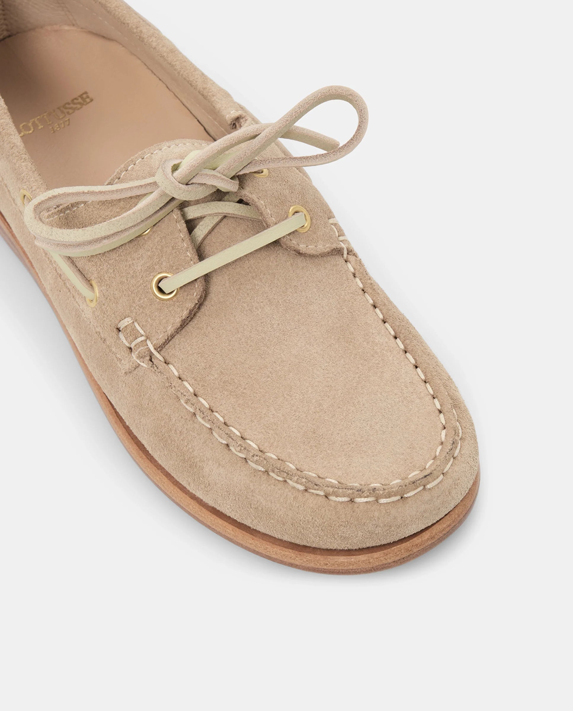 neutro footwear for women at Tascón