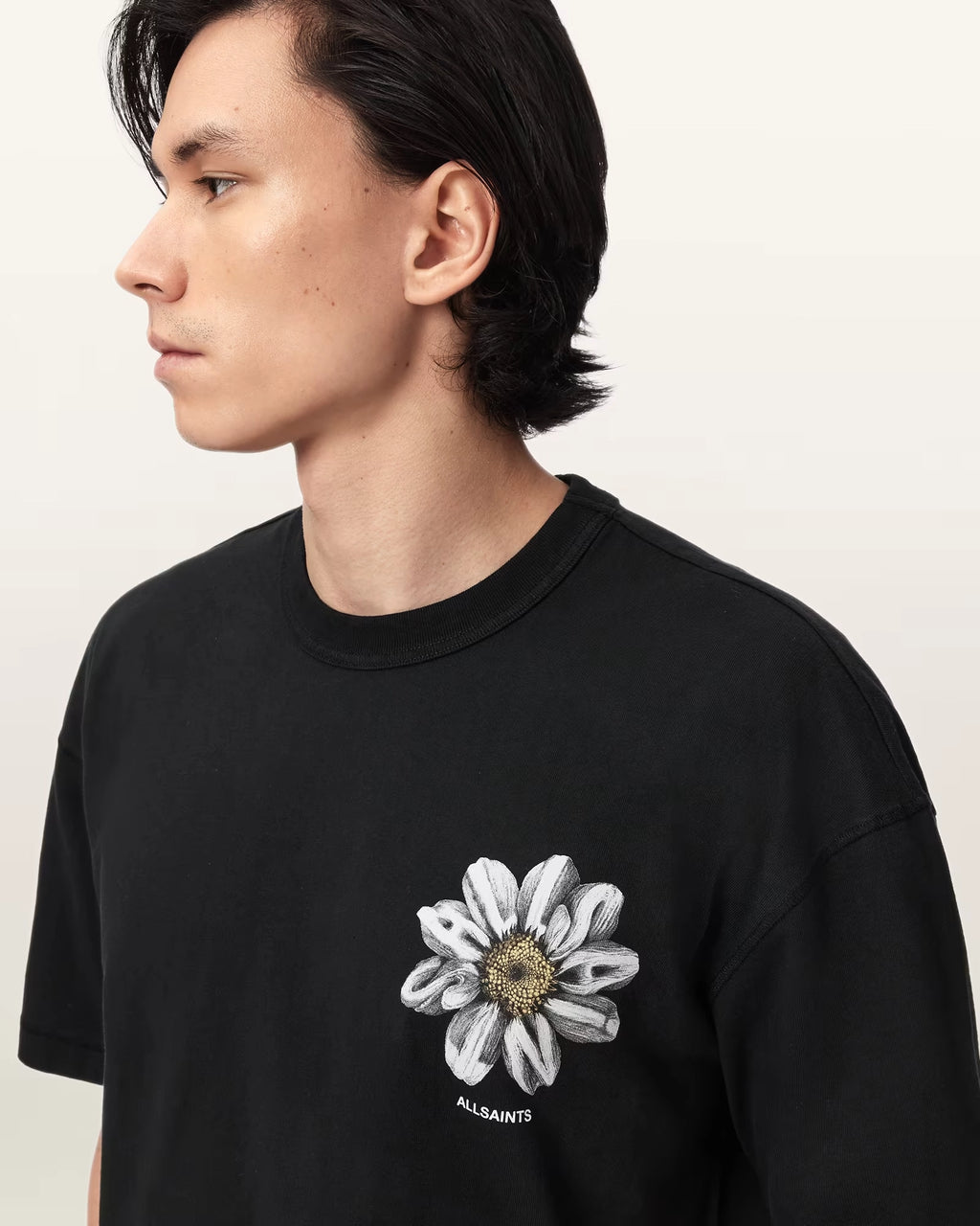 ALL SAINTS Petals SS CREW Washed Black: черный футболка для мужчин
