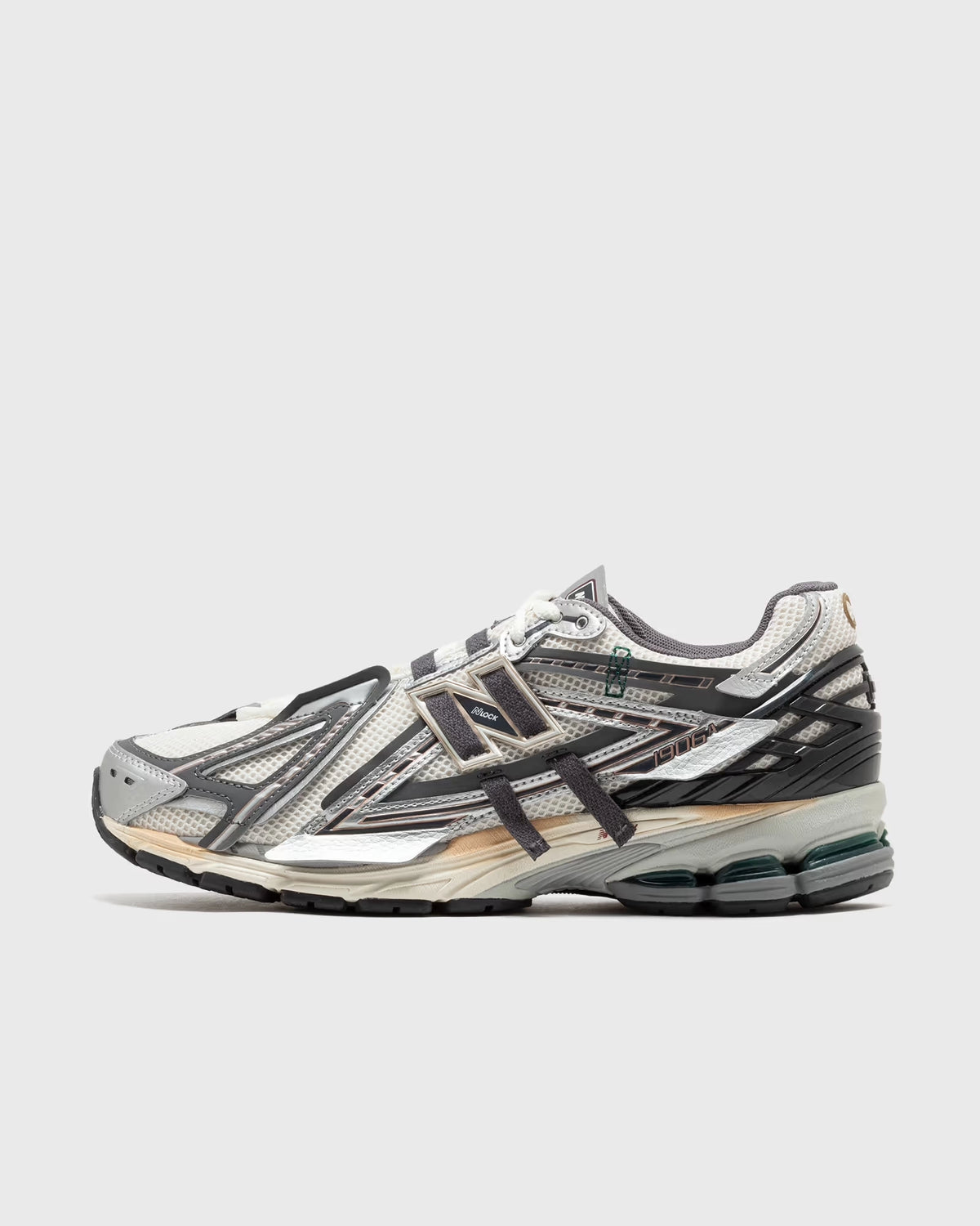 NEW BALANCE 1906 Silver Metalic: فضي سنيكرز للرجال