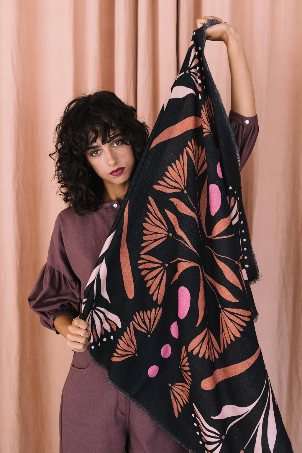 MAITANE BILBAO MINI Jibon TANA PLUM: multicolor pañuelo für Damen