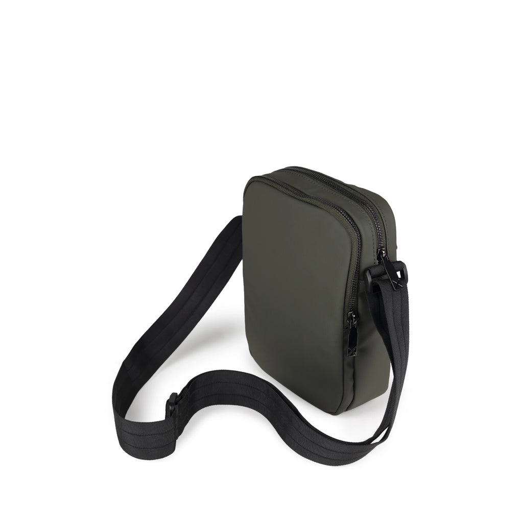 MUNICH PEAK Recycled Crossbody Khaki: caqui bandolera ユニセックス