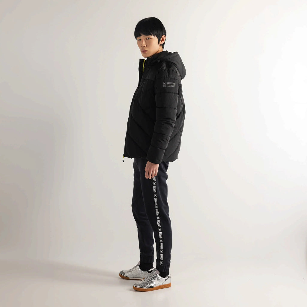CHAQUETA MUNICH PARA HOMBRE MODELO PUFFER CLOUD BLACK LIFESTYLE REFERENCIA 2507276