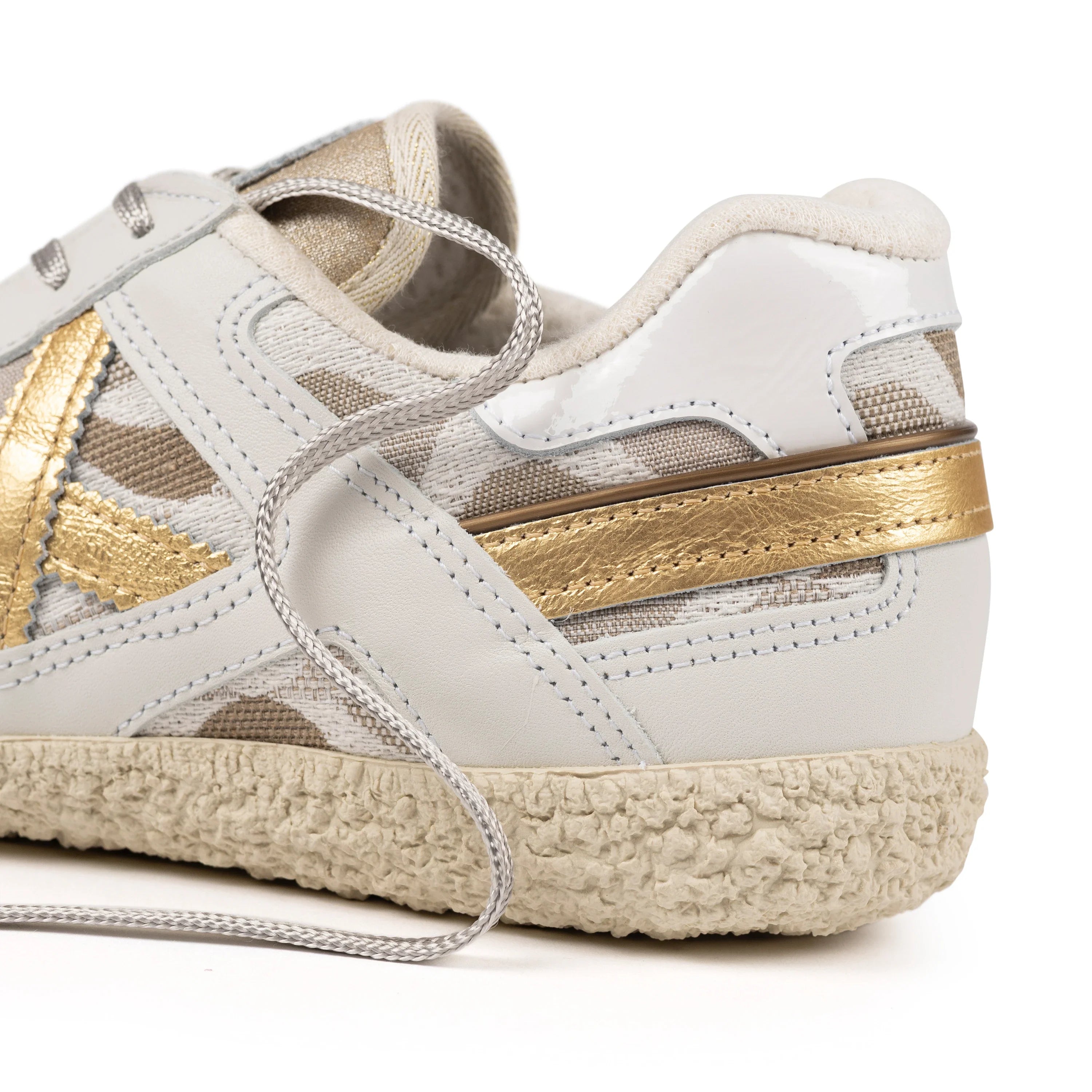MUNICH GOAL 1644: beige trainers unisex
