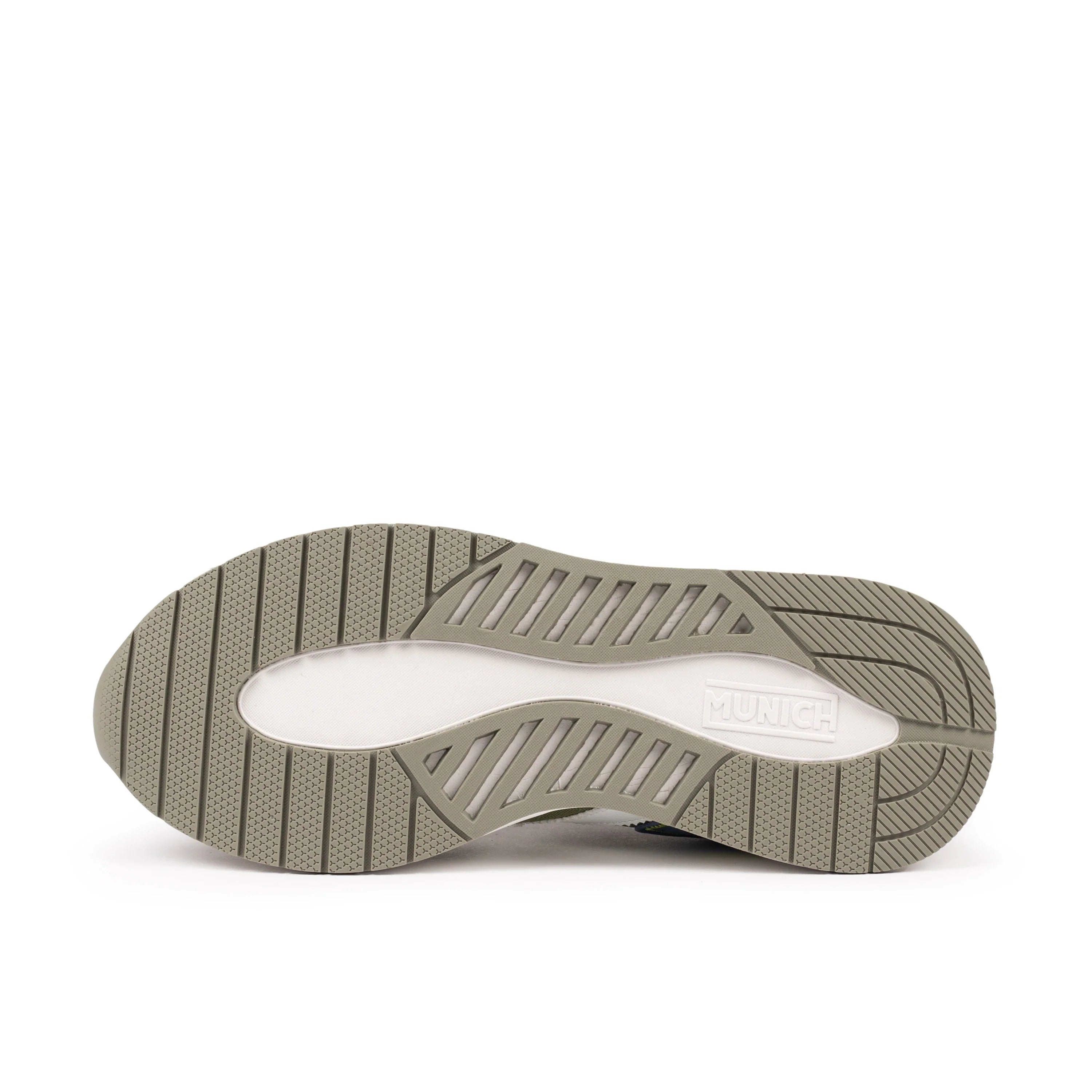 MUNICH Speed 19: caqui trainers for men