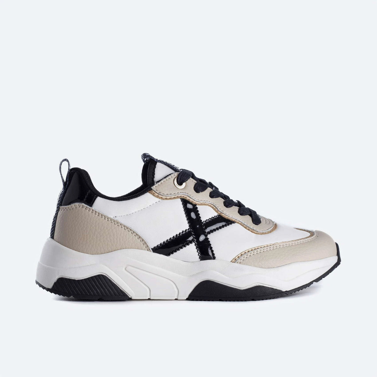 MUNICH WAVE 105: white trainers for women