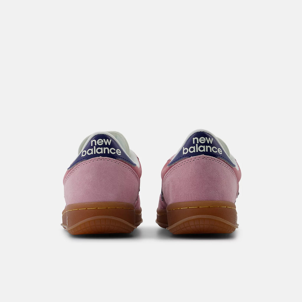 NEW BALANCE CT500PHA: 粉色 运动鞋 中性