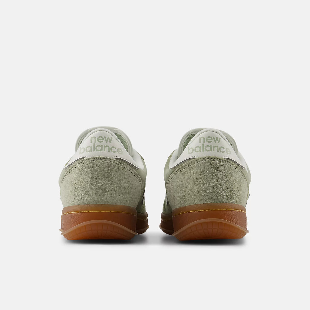 NEW BALANCE CT500PHC: أخضر سنيكرز للجنسين