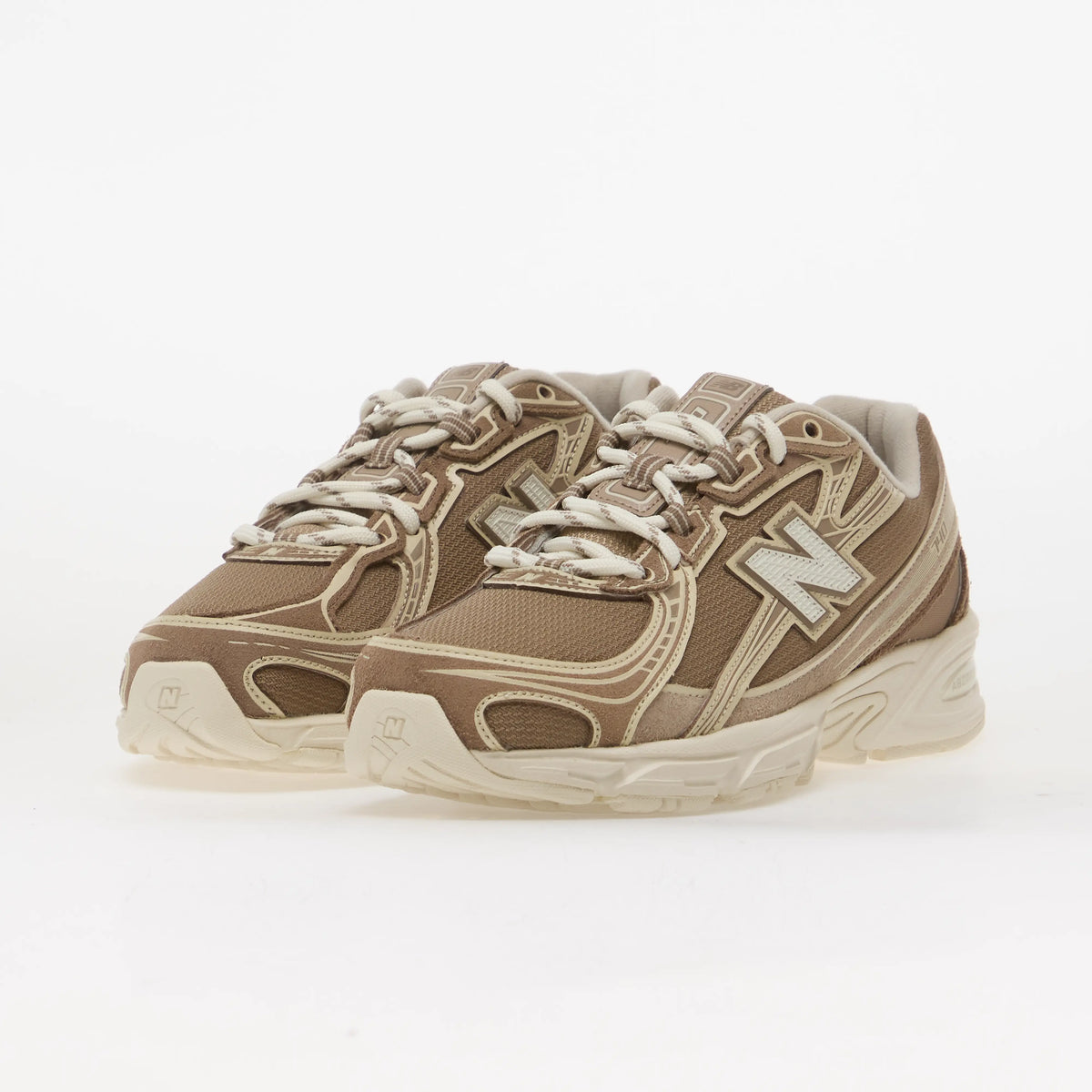 NEW BALANCE 740 Mushroom: ベージュ スニーカー レディース