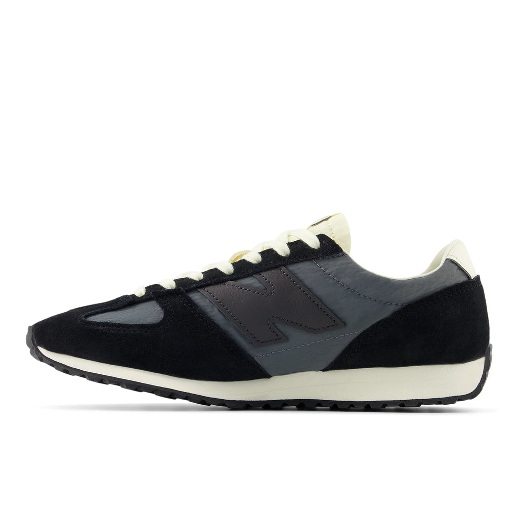 NEW BALANCE U471AQ Castlerock: чорний кросівки для чоловіків