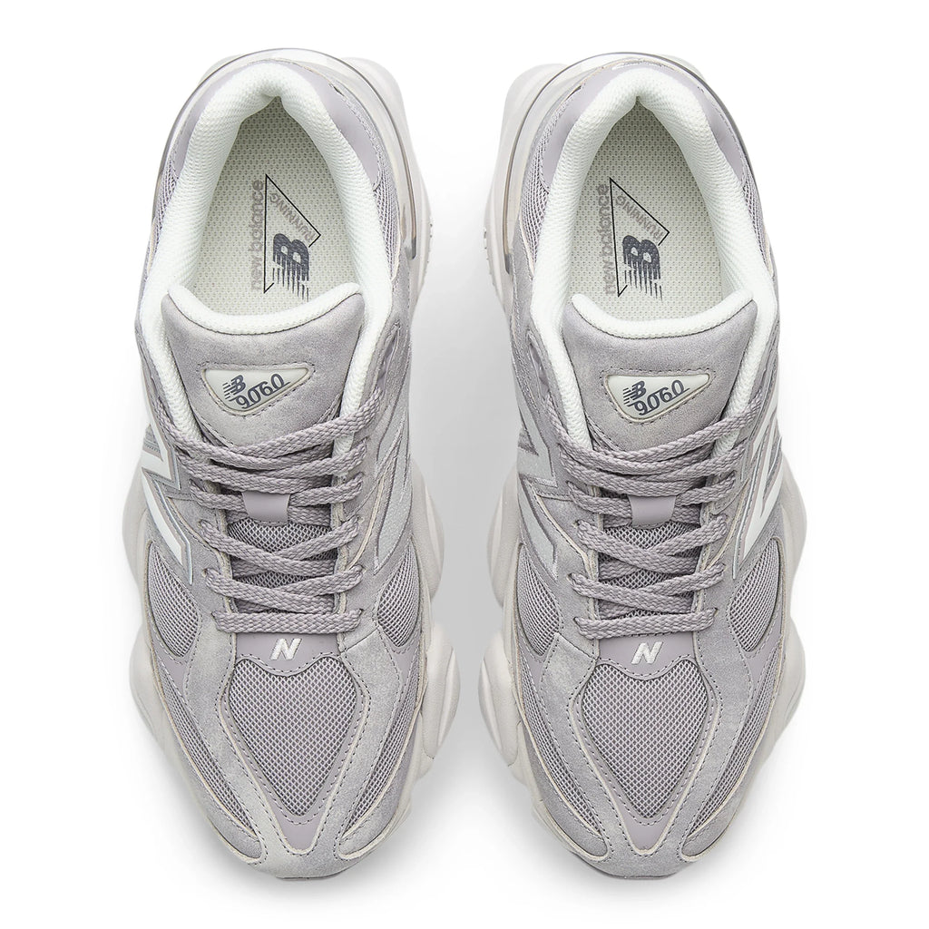 NEW BALANCE U906087O Truffle SALT: lila 运动鞋 女士