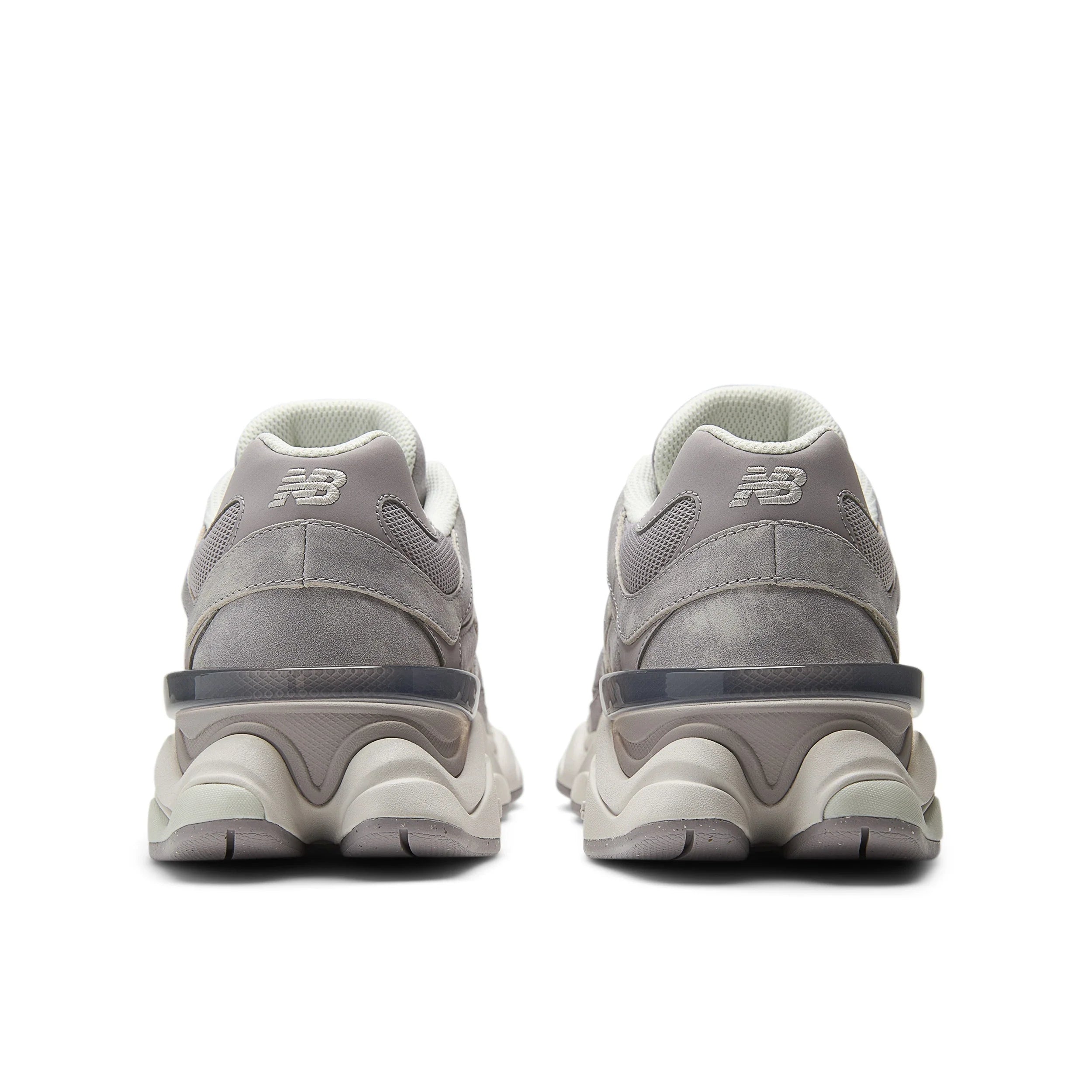 NEW BALANCE U906087O Truffle SALT: lila 运动鞋 女士