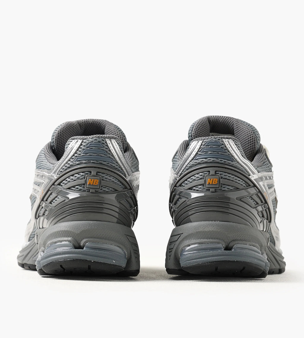 NEW BALANCE 1906 Heron BLUE: أزرق سنيكرز للرجال