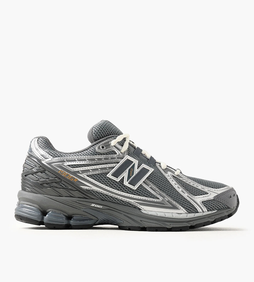 NEW BALANCE 1906 Heron BLUE: أزرق سنيكرز للرجال