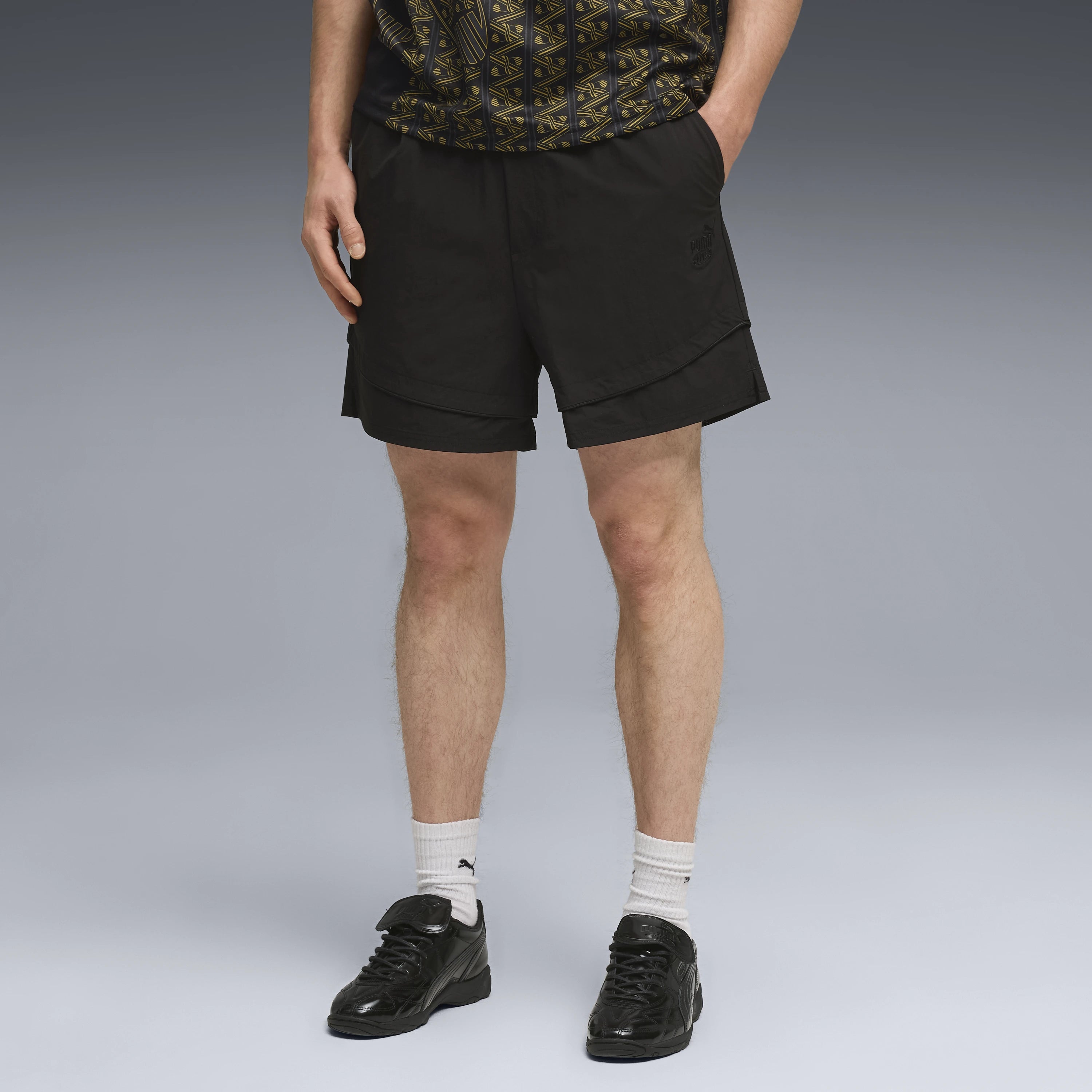 PUMA KING Shorts: черный брюки для мужчин