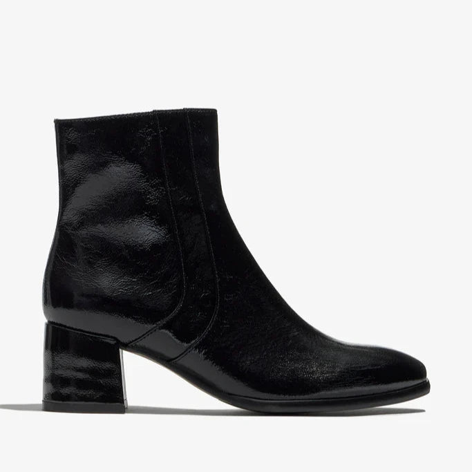 REGARDE LE CIEL Pilar Naplak Black: черный ботильоны для женщин
