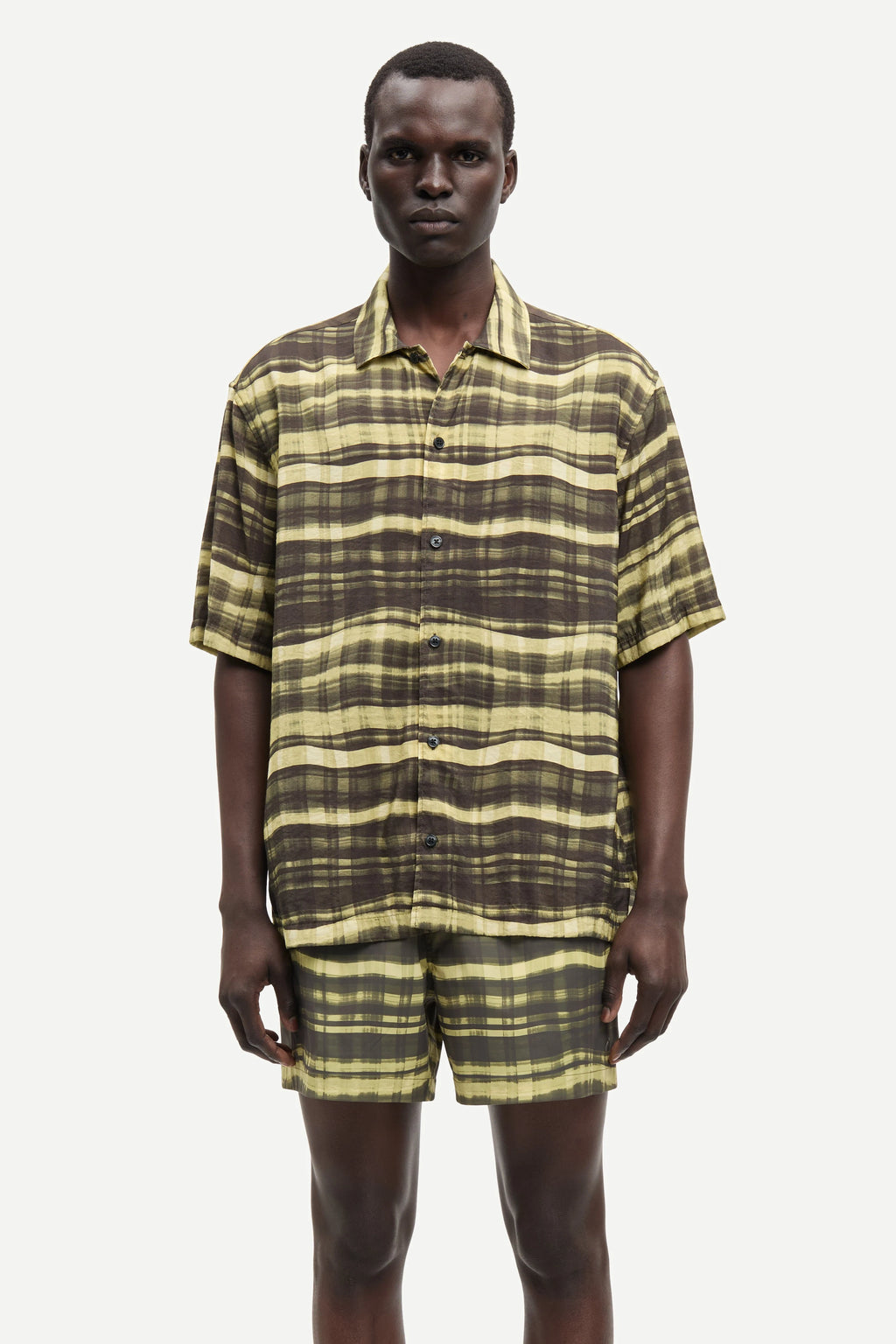 SAMSOE Saayo X Shirt 15961: amarillo シャツ メンズ