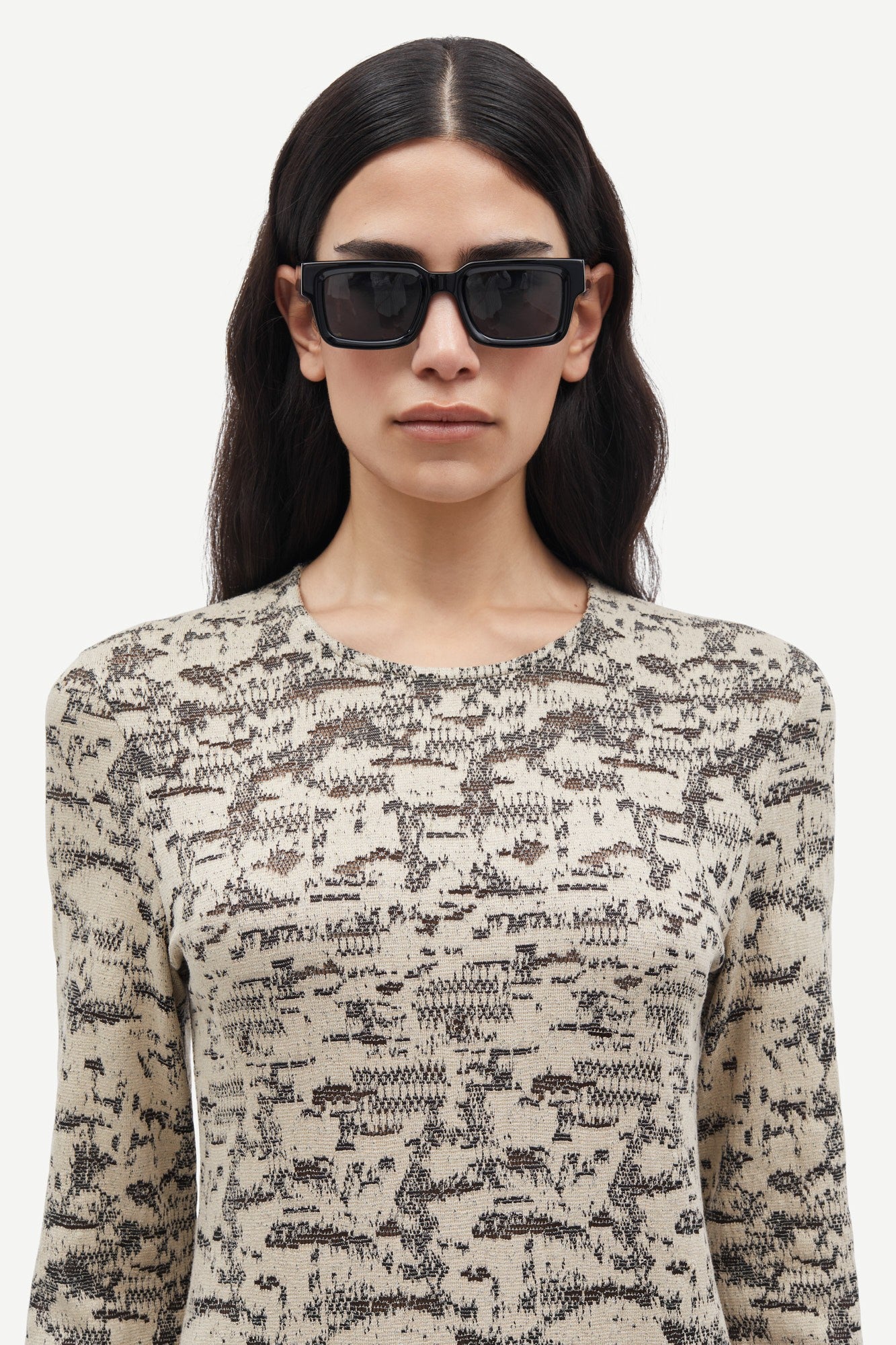 SAMSOE Sajessie Sunglasses: black accesorio unisex