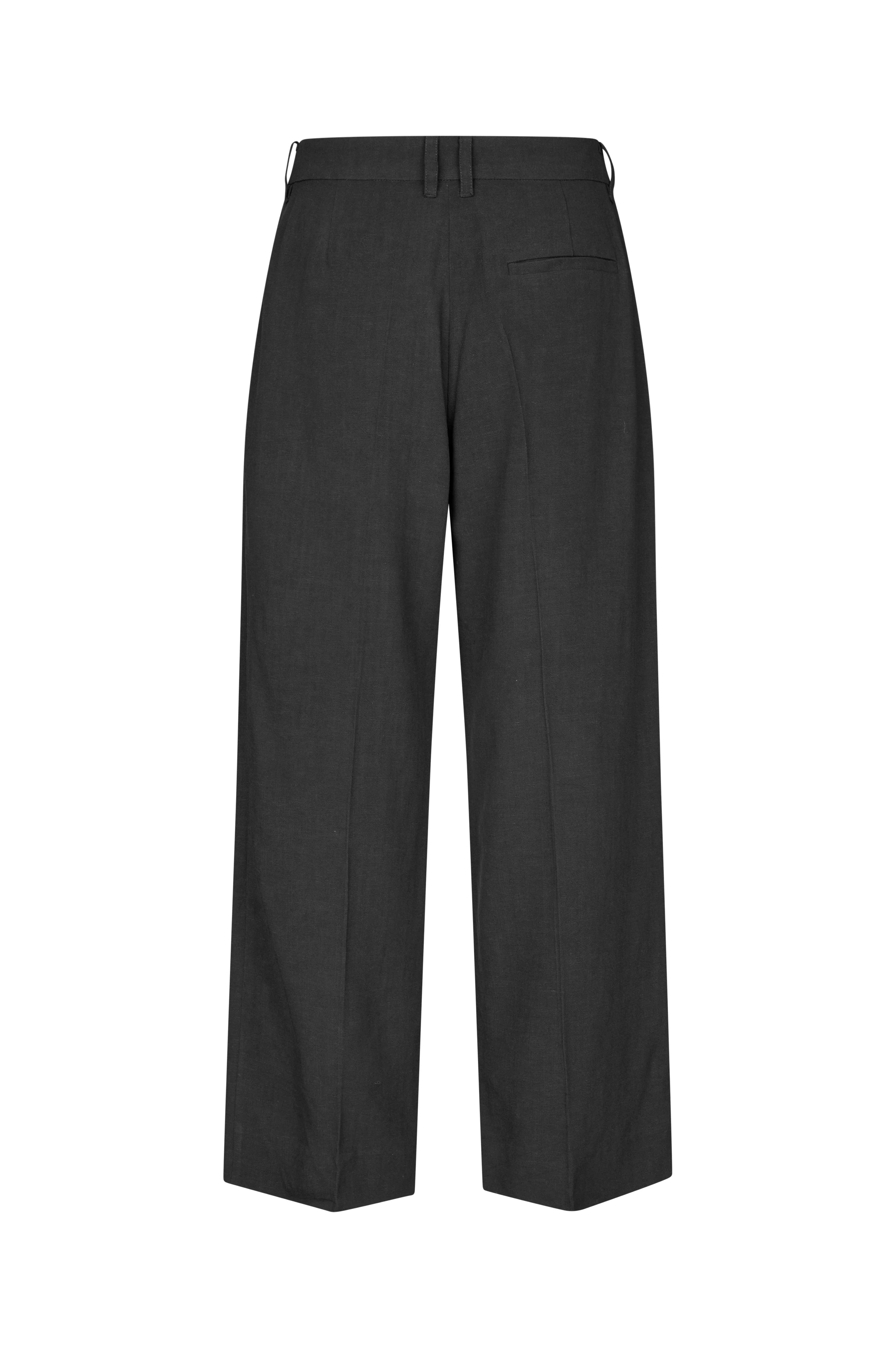 SAMSOE Saramonas Shorts 15 Black: black trousers for women