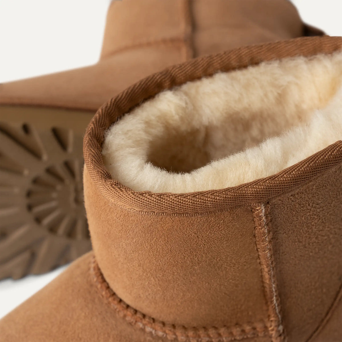 UGG W Classic MINI II Chestnut: marró botes per a dona