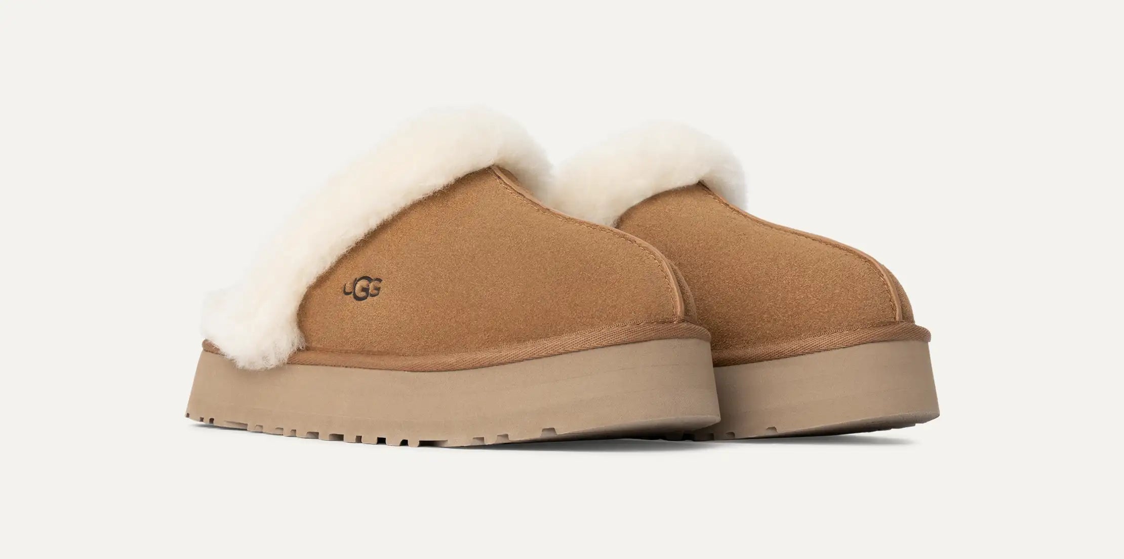 UGG W Disquette Chestnut: ブラウン クロッグ レディース