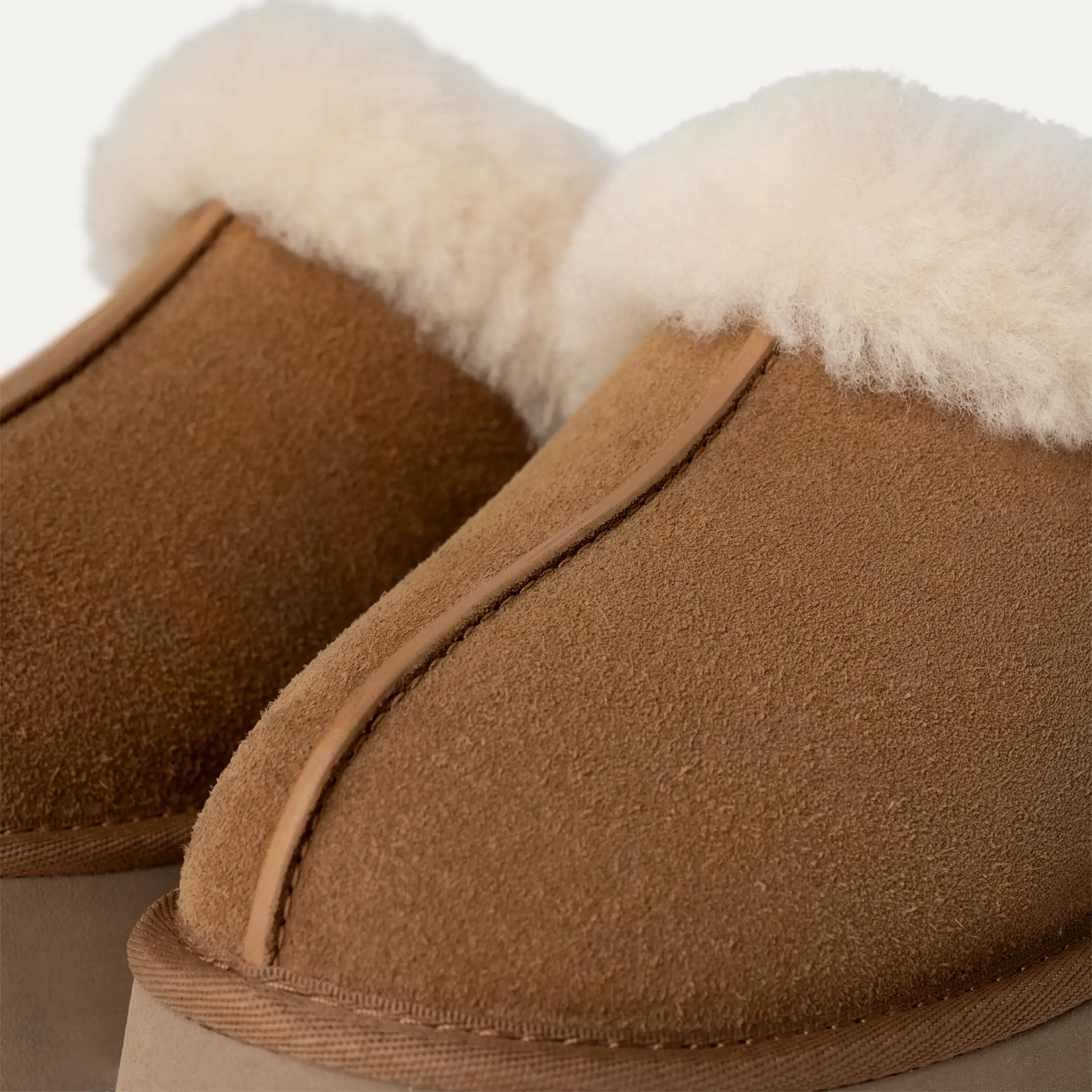 UGG W Disquette Chestnut: 棕色 木屐 女士