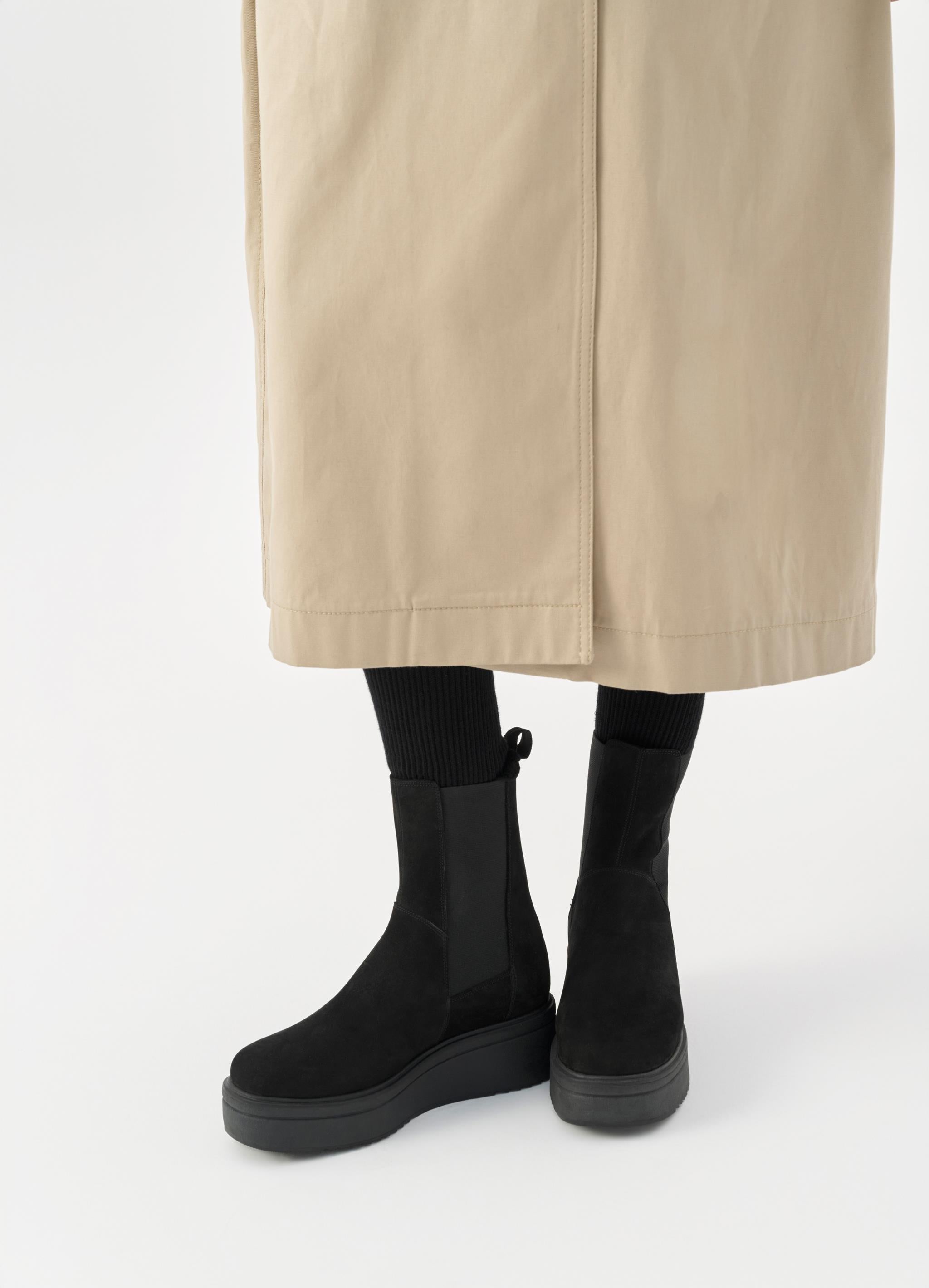 VAGABOND TARA Black Nubuck: black boots for women