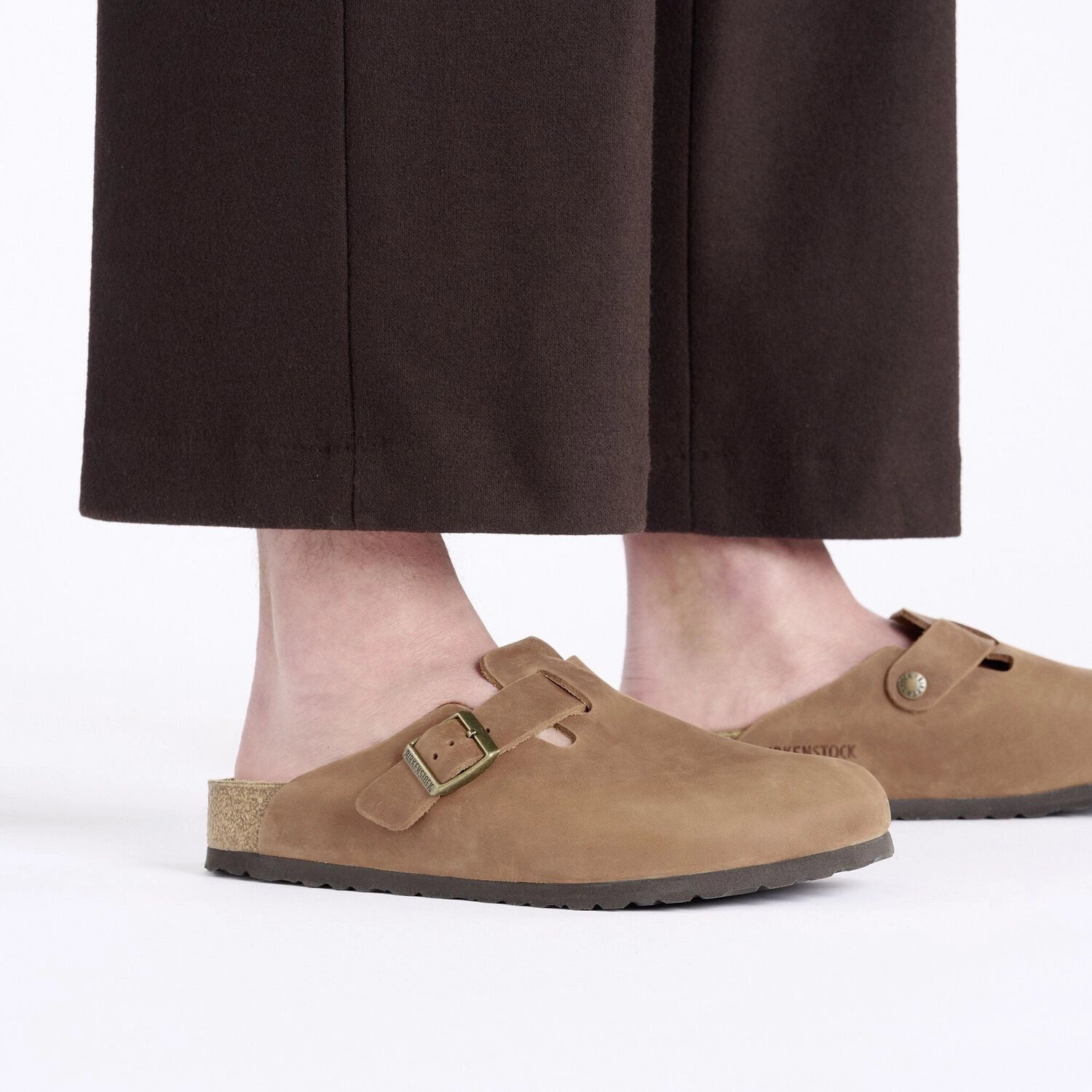 BIRKENSTOCK Boston LEOI Narrow: коричневый сабо унисекс