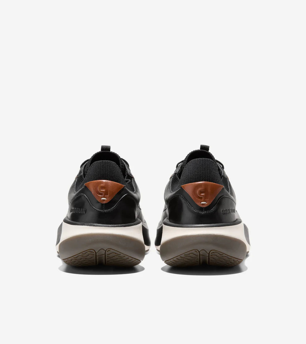 COLE HAAN Grandpro ALL DAY Runner LTHR Negro: черный кроссовки для мужчин