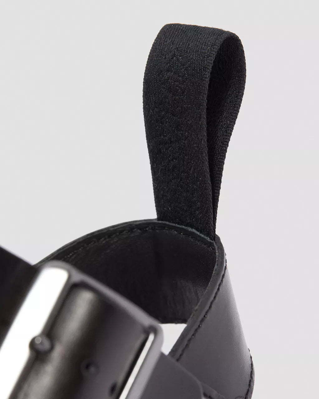 DR. MARTENS Gryphon Strap Sandal SRS Black Brando: negre sandàlies per a dona