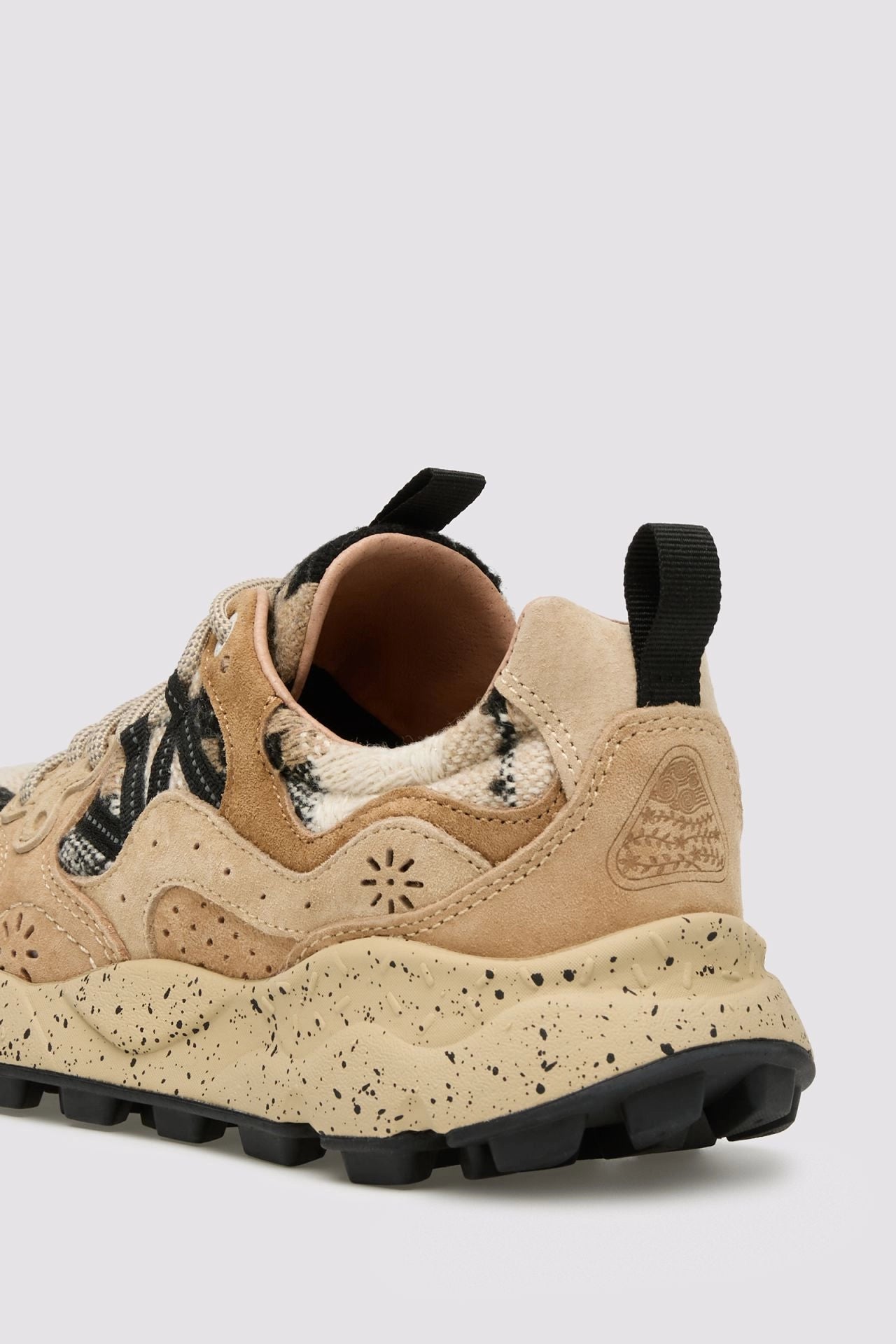 FLOWER MOUNTAIN Yamano 3 Woman Mud-light Brown: brown trainers for women
