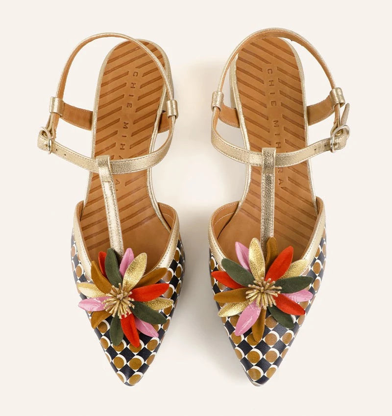 CHIE MIHARA Heleni Cuero: brown sandals for women