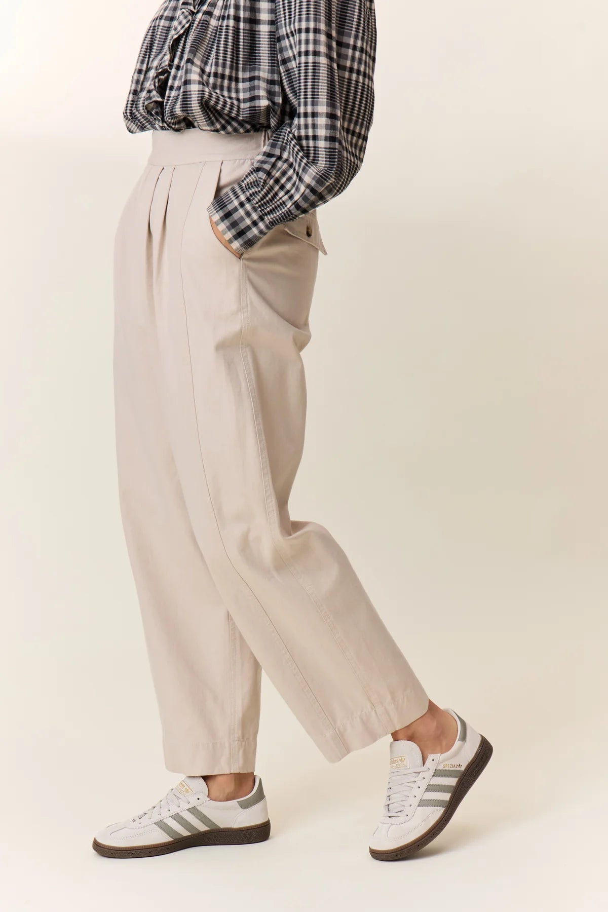 LEON & HARPER Penelope: neutro trousers for women