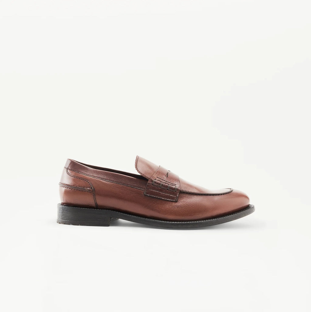 LOTTUSSE Lutton Corvara MOKA: коричневий взуття для чоловіків