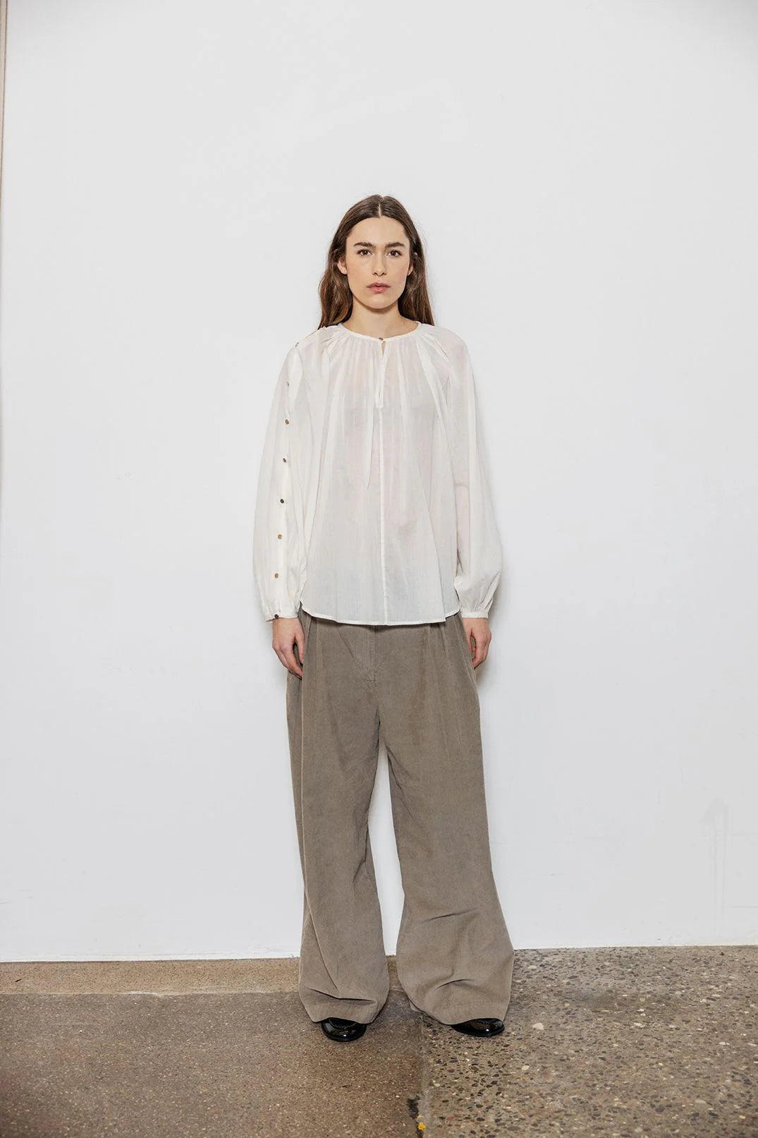 PROJECT AJ117 Hester 101 White: white blouse for women