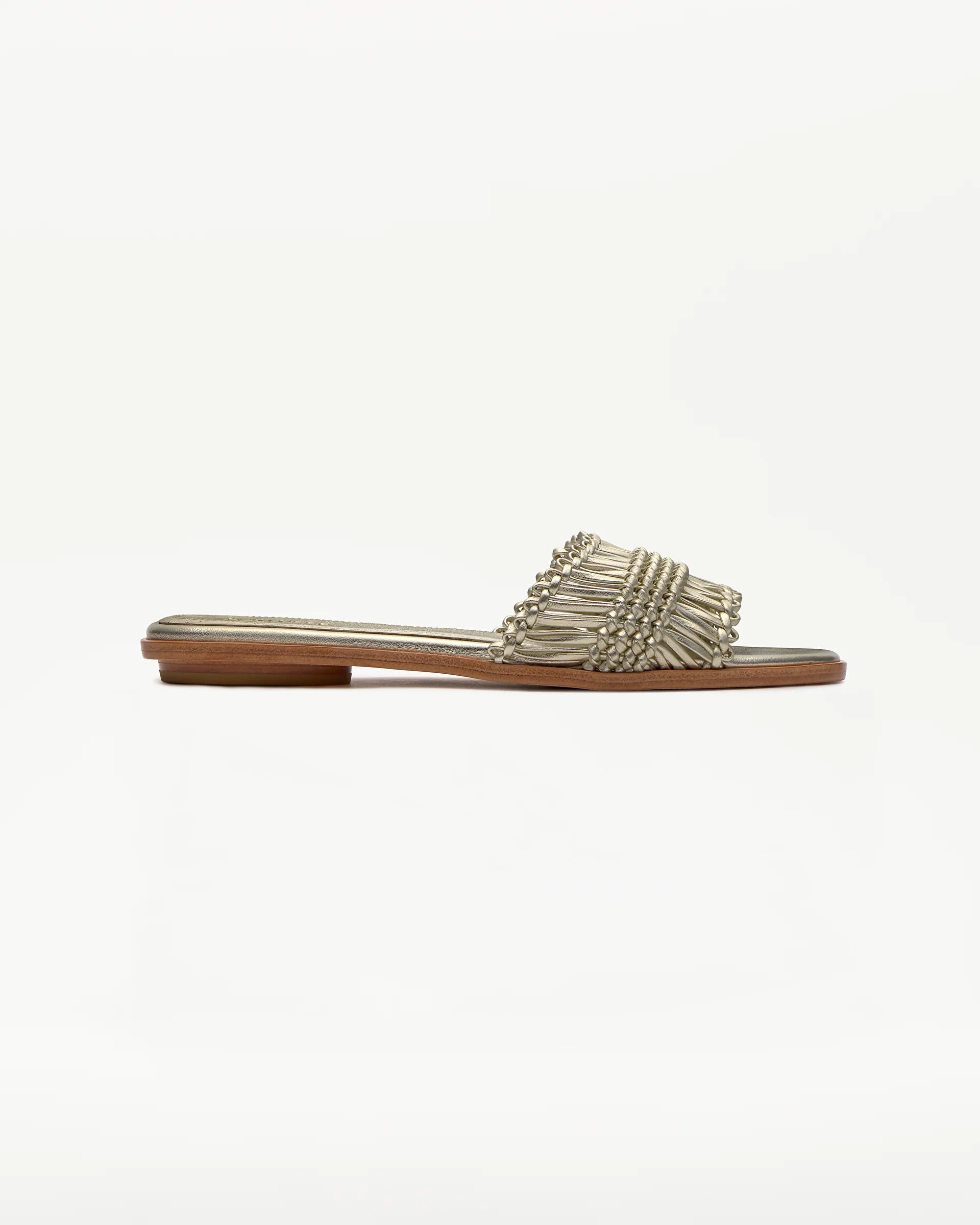 LOTTUSSE EDIT Doradas: gold sandals for women