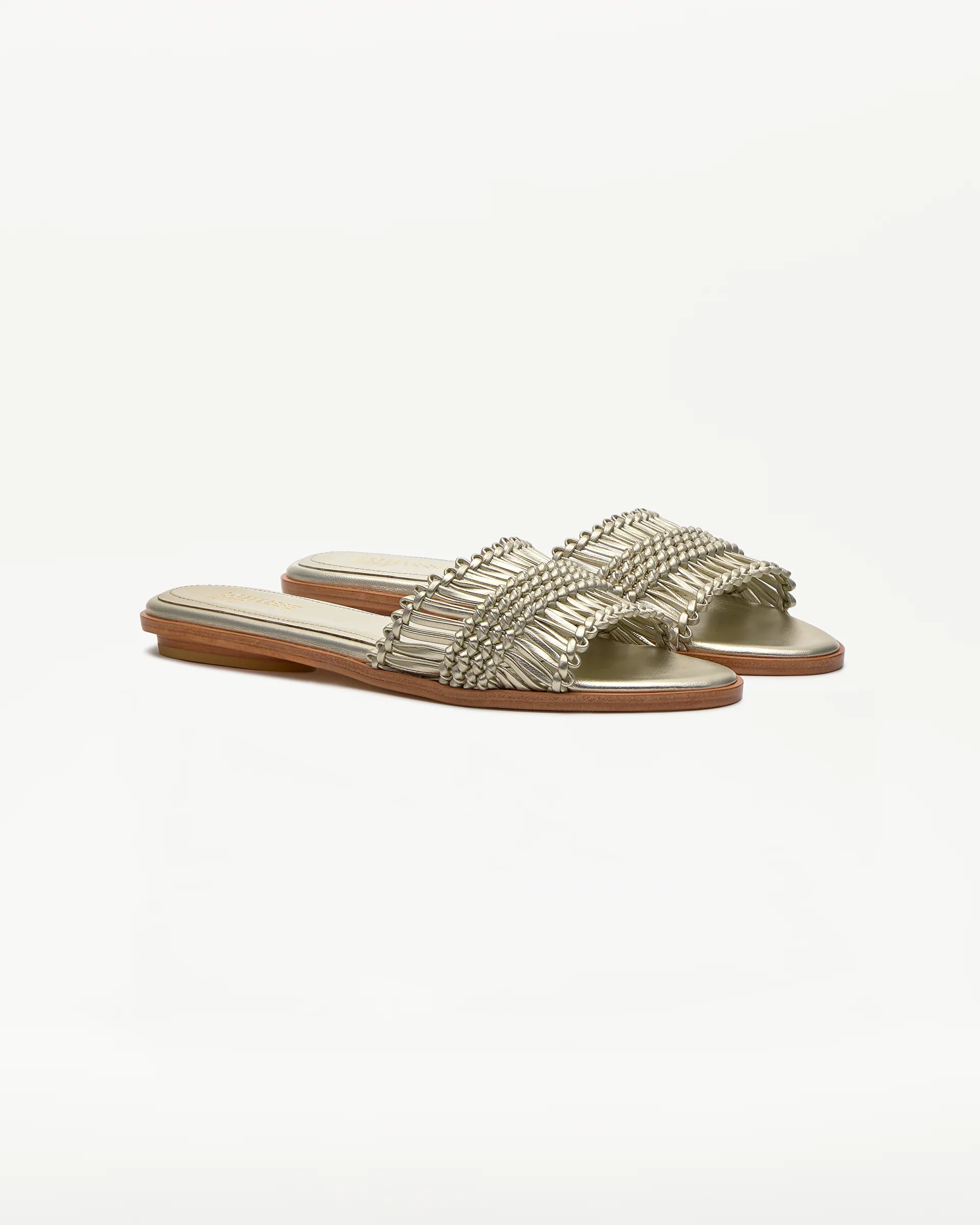 LOTTUSSE EDIT Doradas: gold sandals for women