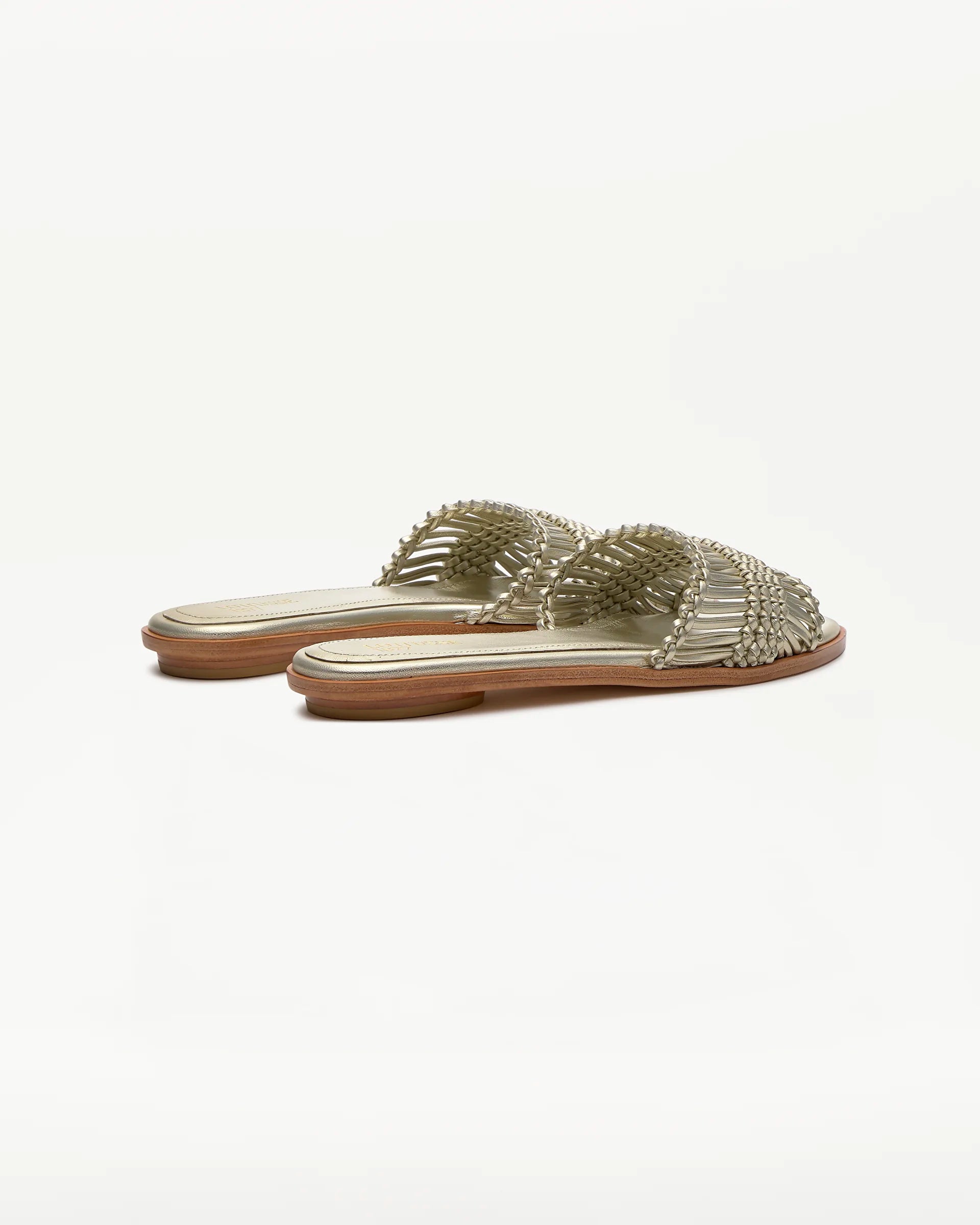 LOTTUSSE EDIT Doradas: gold sandals for women