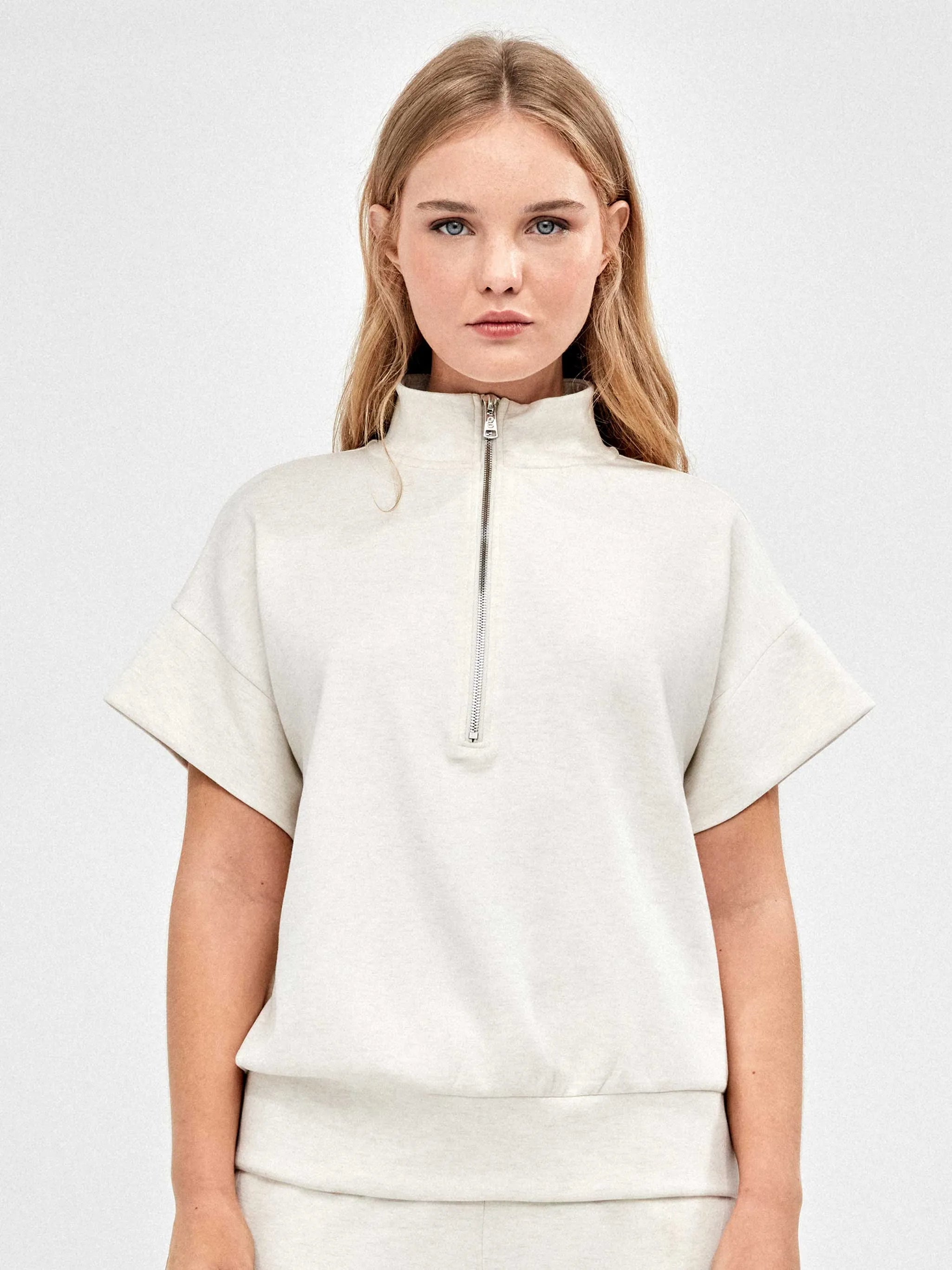 GISELA Sudadera Beige Claro: бежевий sweatshirts для жінок
