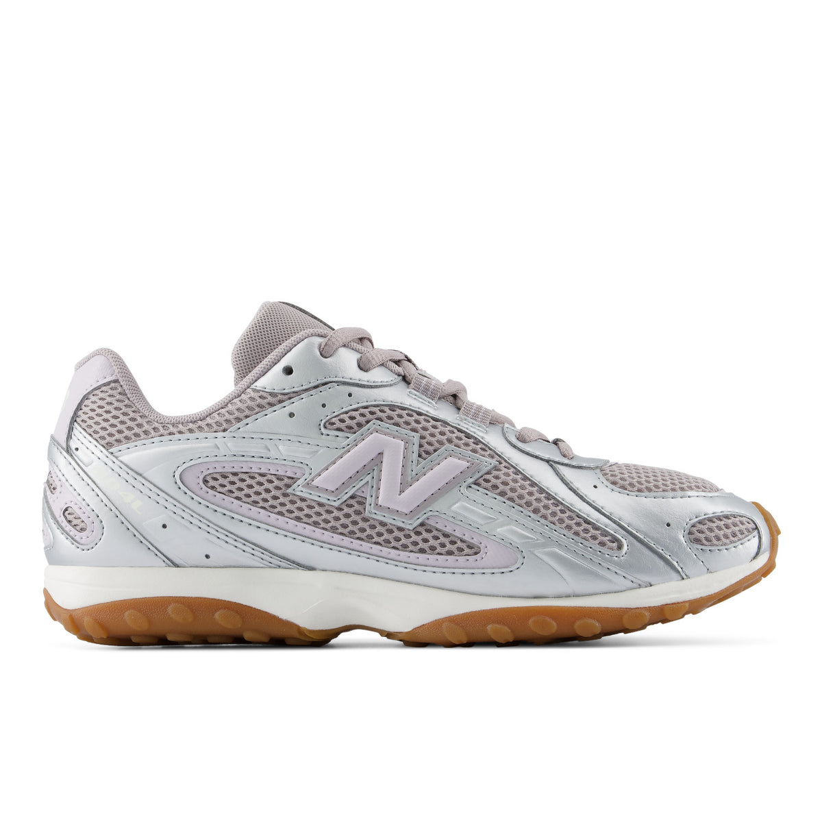 NEW BALANCE | SNEAKERS | MUJER | 240L TRUFFLE SALT | PLATEADO