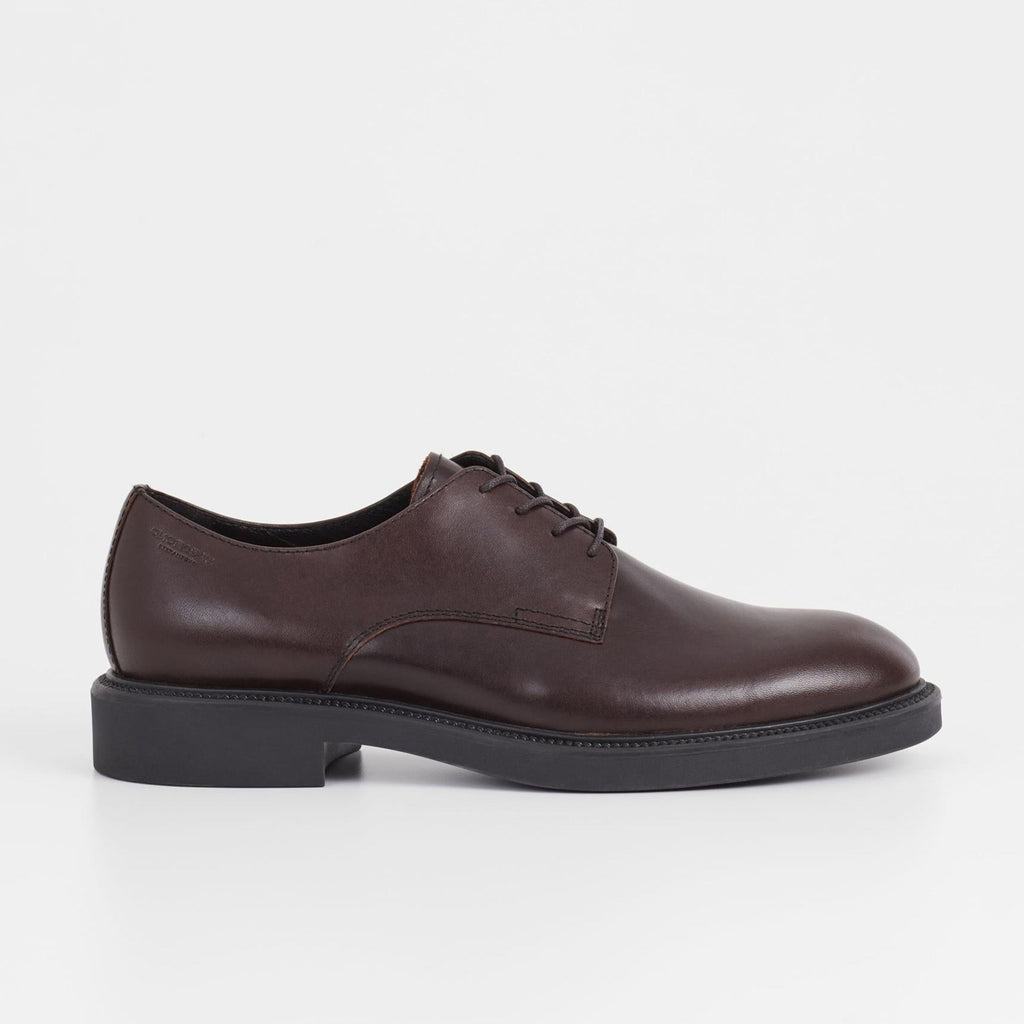 VAGABOND ALEX M PR2A JAVA: brown shoes for men