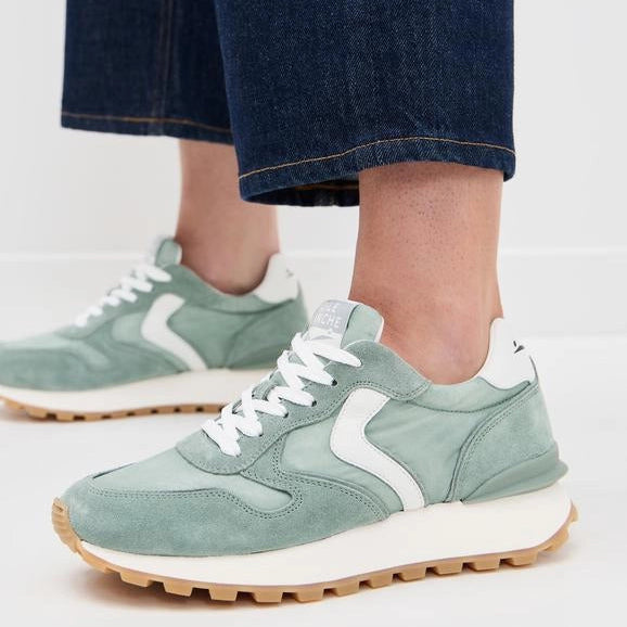 VOILE BLANCHE | SNEAKERS | MUJER | PARIS RACE WOMAN SAGE-OFF WHITE | VERDE
