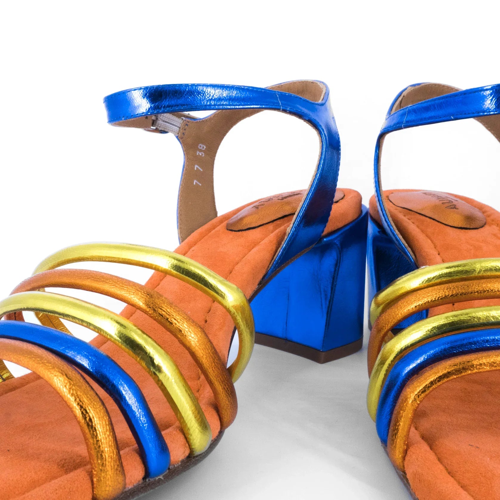 AUDLEY Hedi, neutro sandals at Tascón