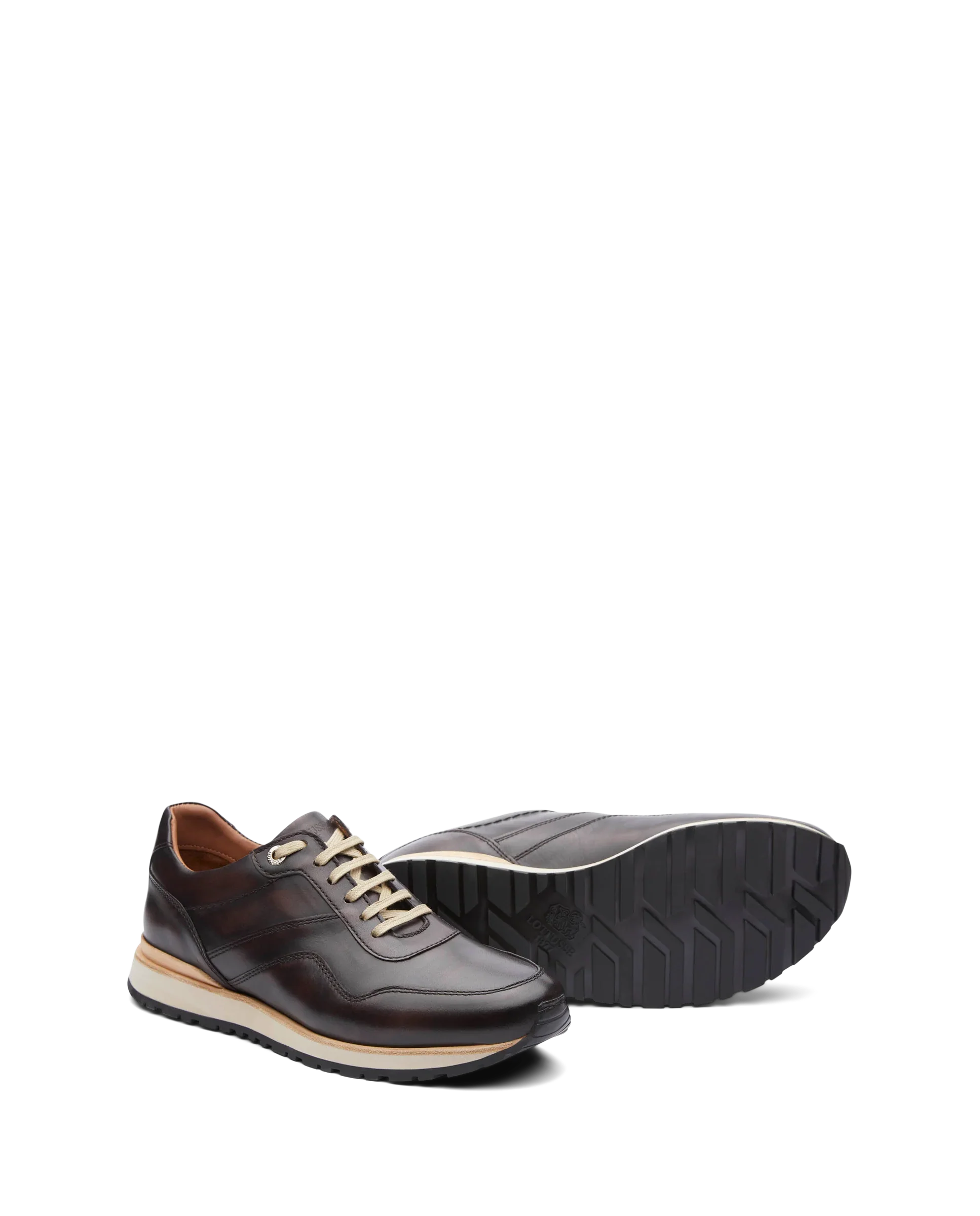 Lottusse Herren Dress Sneakers, Modell Tokyo Moka, aus gebürstetem Rindsleder in Braun